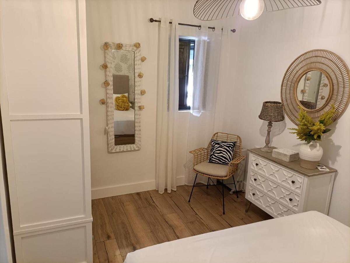 סביליה New Apartment In Traditional Building Of The XVI Century מראה חיצוני תמונה