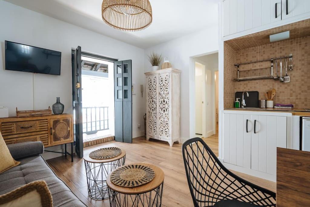 סביליה New Apartment In Traditional Building Of The XVI Century מראה חיצוני תמונה